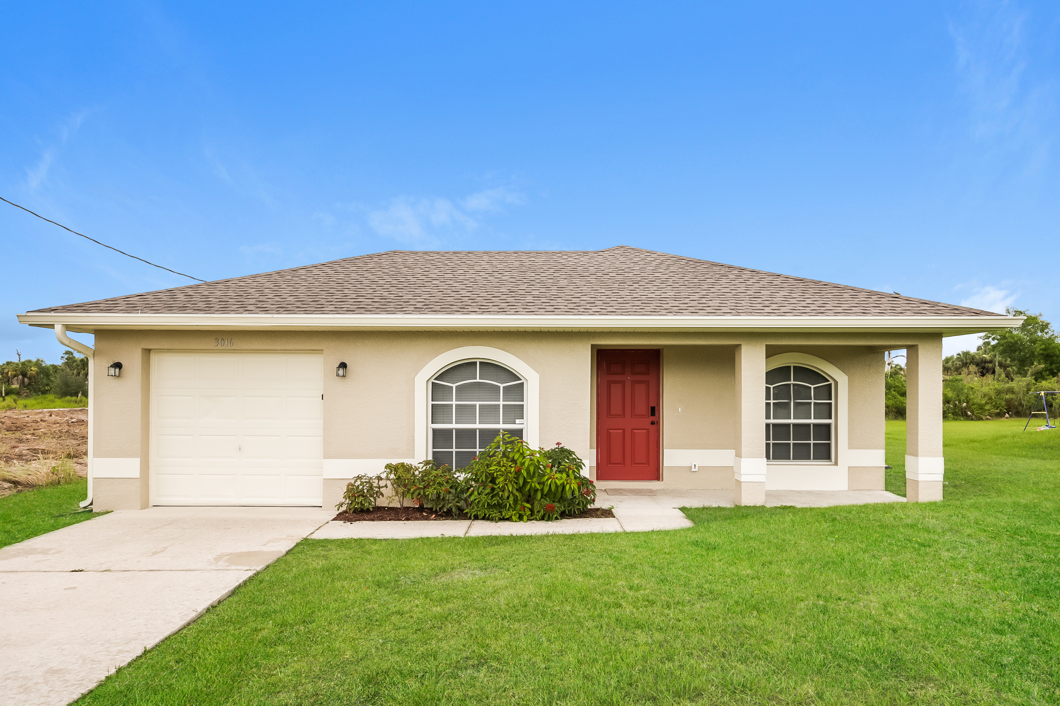 3016 25th St W Lehigh Acres, FL 33971